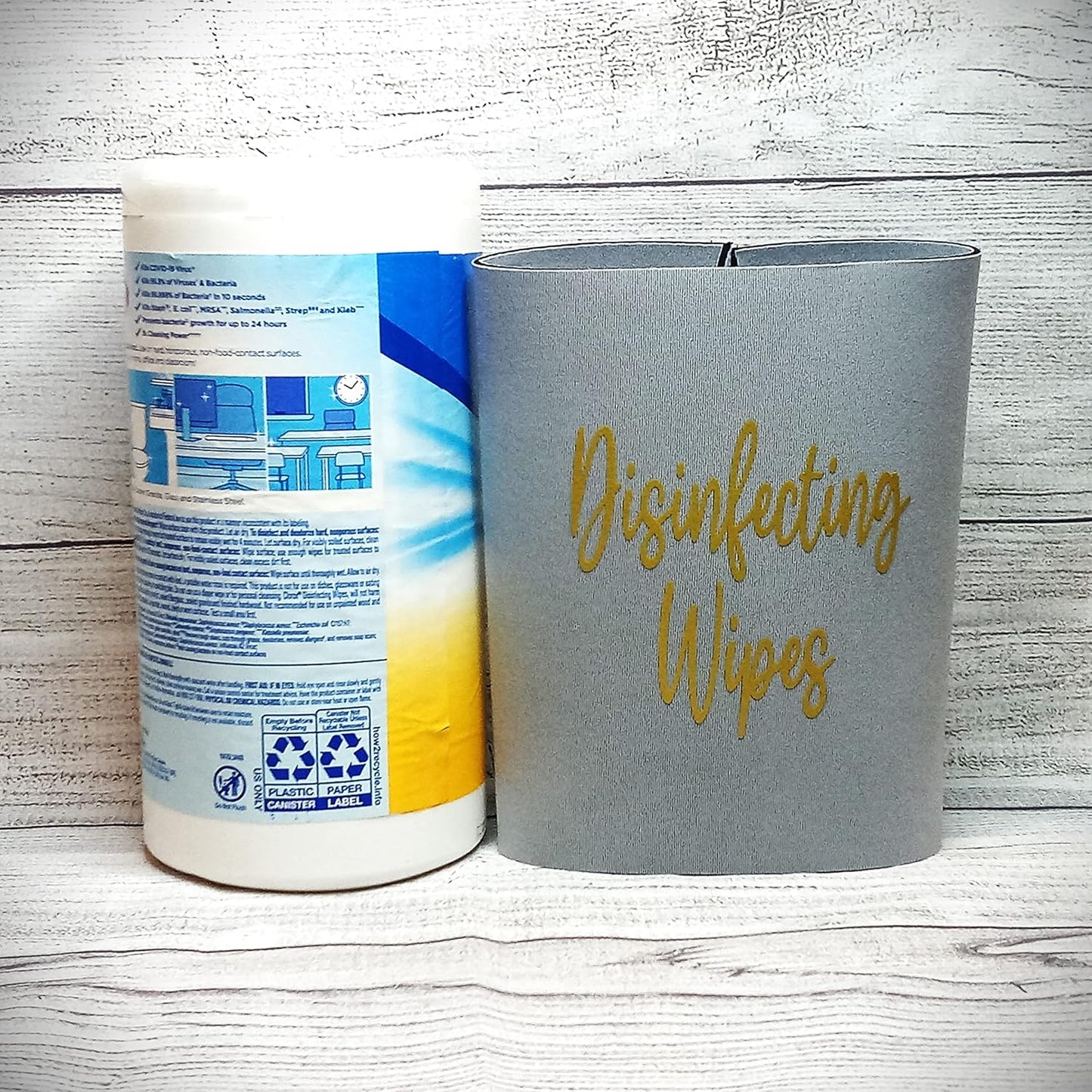 Decorative Cleaning Wipes Cover Gold Script (Large, Black)