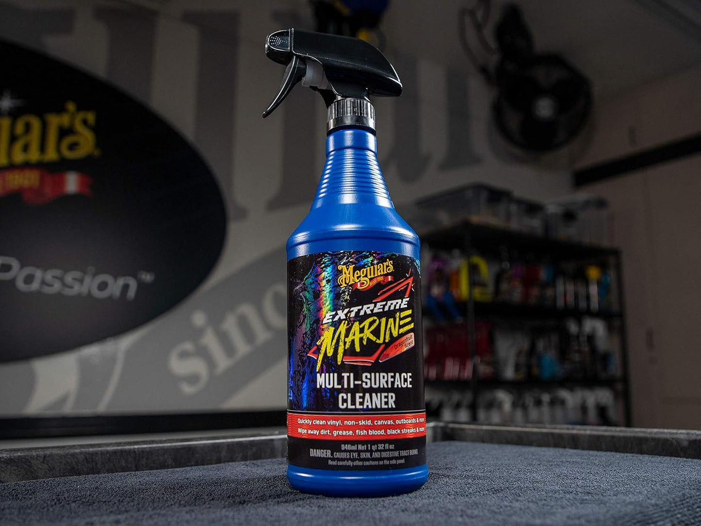 Meguiar's Extreme Marine Vinyl & Rubber Protectant M180132, 32 Oz Spray—Uv Protectant For Boat Owners & Rv Users; Use On Marine/Rv Vinyl And Rubber To Help Prevent Fading And Drying
