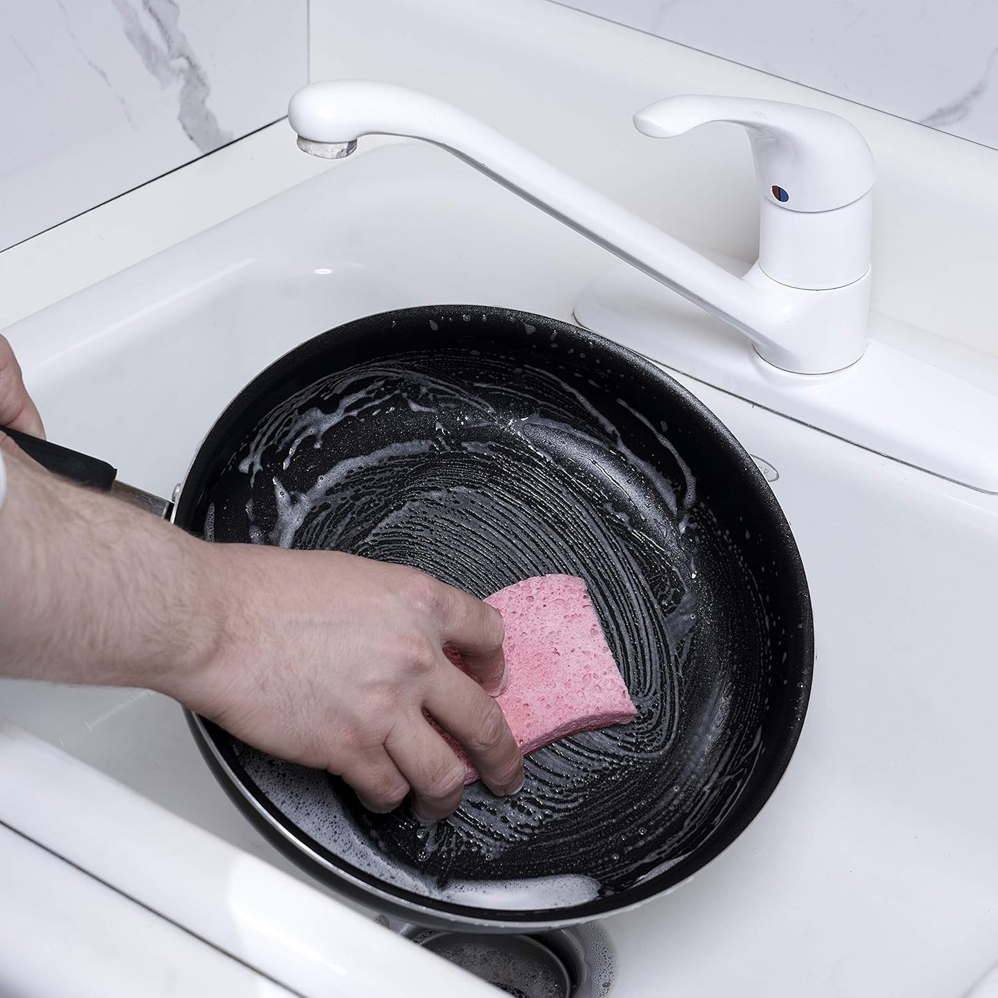 Non-Scratch Cellulose Sponge Kitchen Scrub Sponge with Scouring Pad Set, Good for Non-Stick Cookware Frying Pan, Pot, Counter Top, Sink Scrubbing, Kitchen Scrubbers, Pack of 2, (Red/Pink)