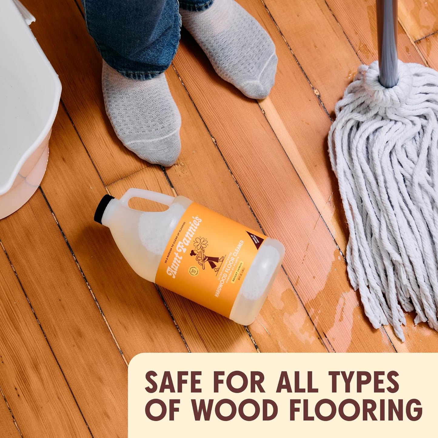Aunt Fannie's Ultra Concentrated Hardwood Floor Cleaner, Vinegar-Free Plant Based Hardwood Floor Cleaner for Mopping, Bright Lemon Scent, 32 oz. (Pack of 1)