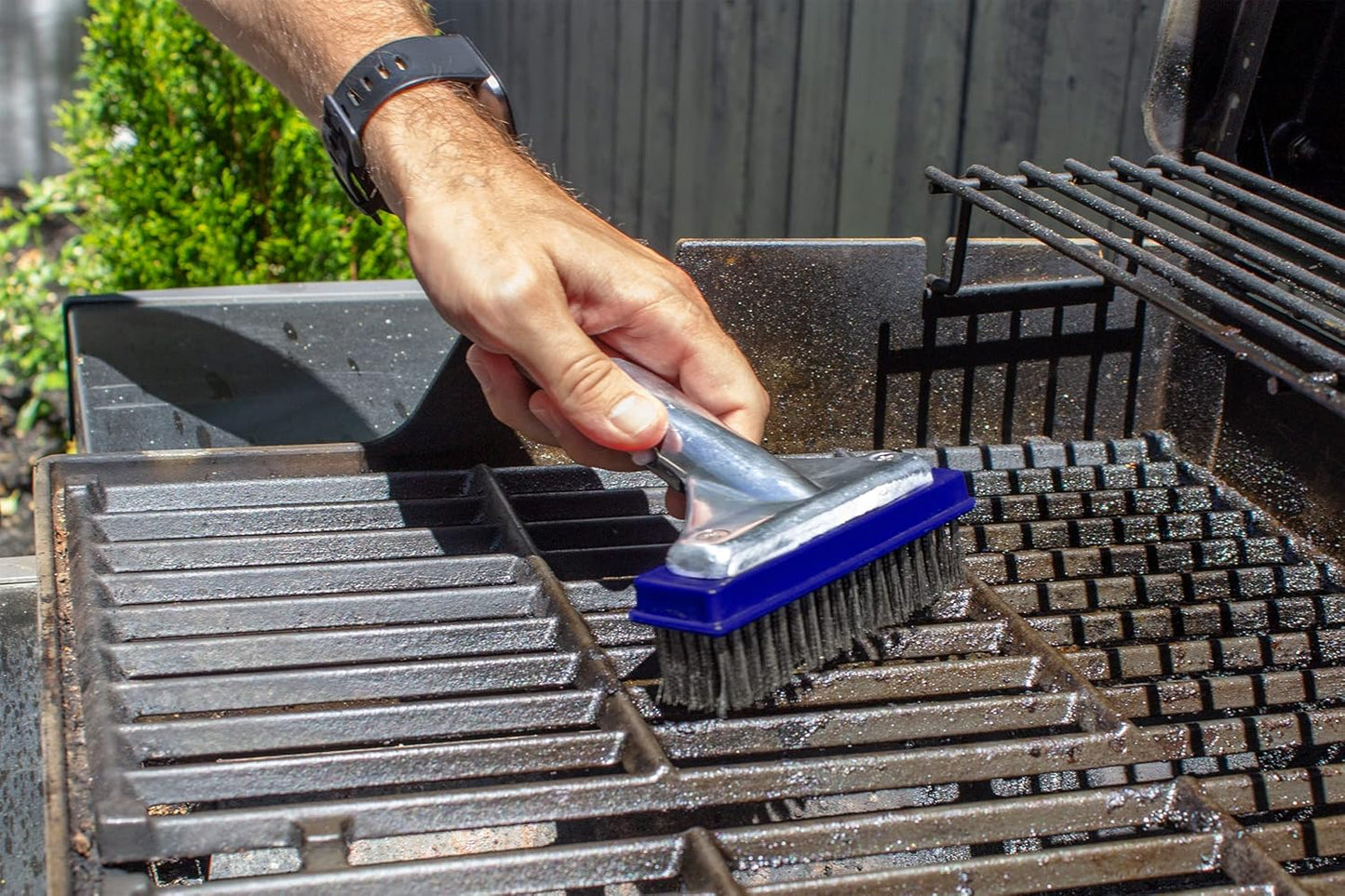 Poolmaster 5-Inch Stainless Steel Pool Algae Detail Brush, Heavy-Duty Aluminum Back, for Gunite Concrete Pools and Spas, Small Narrow Head for Corners, Steps and Tight Areas